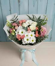 Букет цветов из:  Розы, Лизиантусы и Хризантемы в Лукерьино