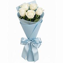 Букет 5 Белых роз Проуд в Лукерьино