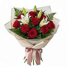 Букет цветов из:  Лилии и Розы в Лукерьино