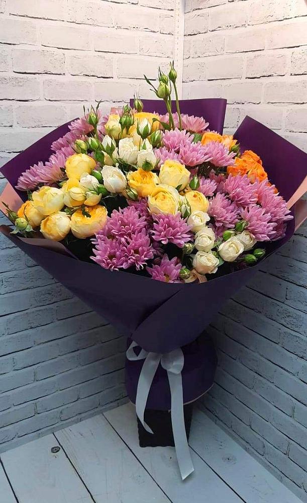 Букет цветов из: Хризантемы и Розы в Лукерьино