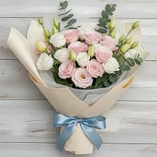 Букет цветов из:  Лизиантусы в Лукерьино