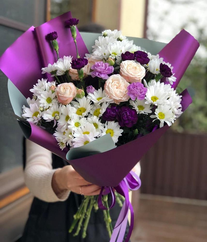 Букет цветов из: Хризантемы, Гвоздики и Розы в Лукерьино