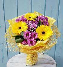 Букет цветов из:  Хризантемы и Герберы в Лукерьино