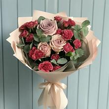Букет цветов из:  Гвоздики и Розы в Лукерьино