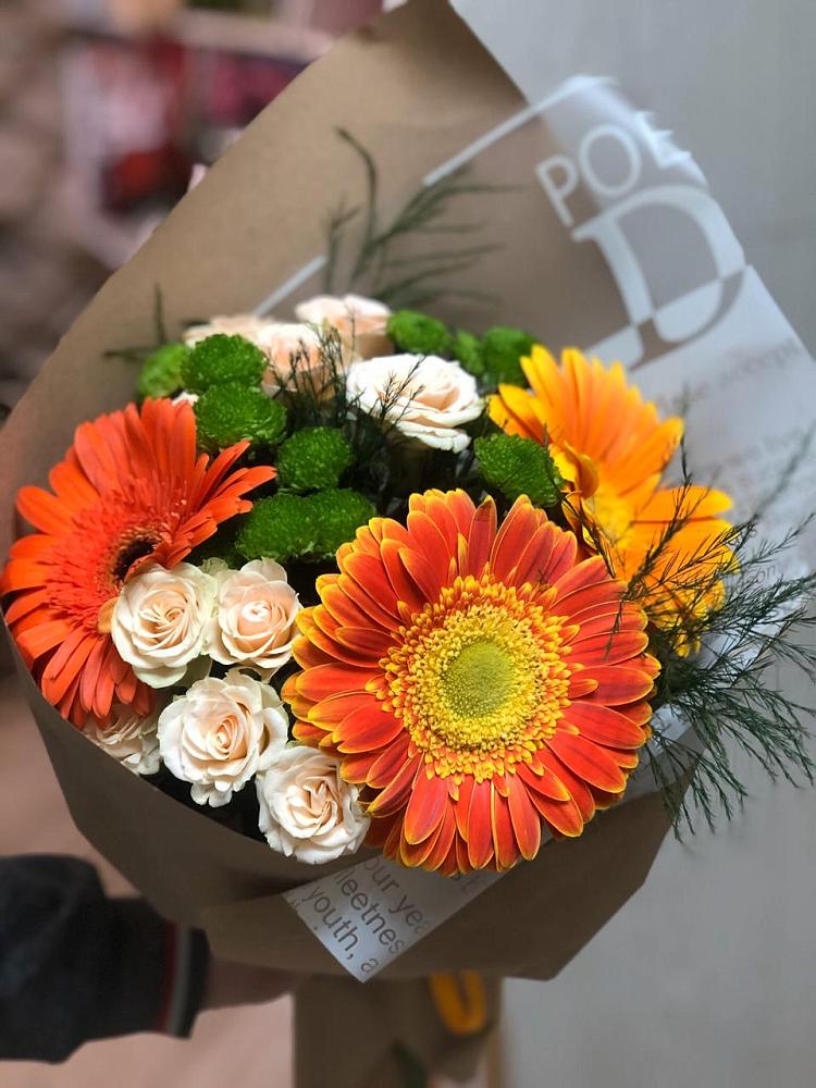 Букет цветов из: Герберы, Хризантемы и Розы в Лукерьино